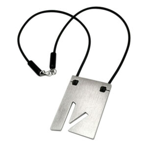 Kette, Anhänger Buchstabe V – Edelstahl, Schwarz – 42cm